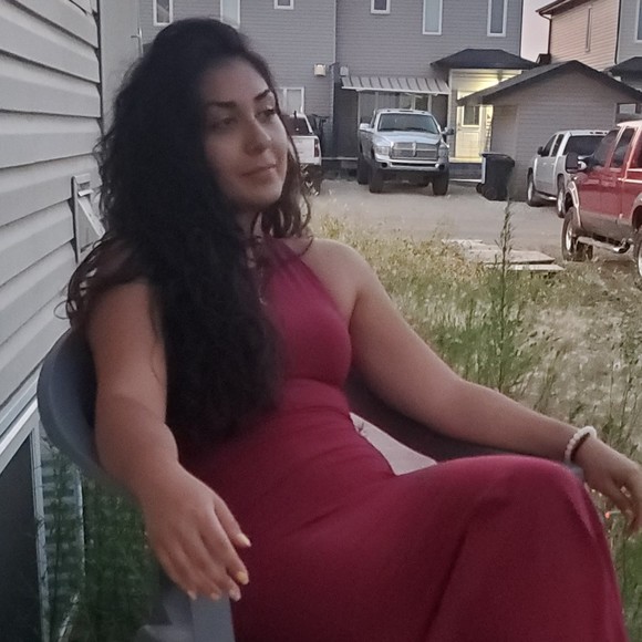 Meet your Posher, Daya - Picture 1 of 1